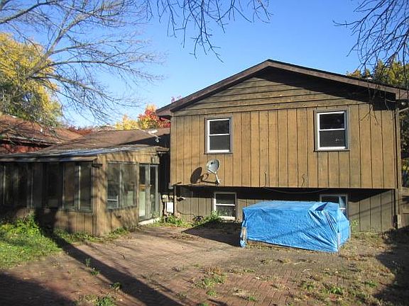 4th image of 2505 Berry Ct