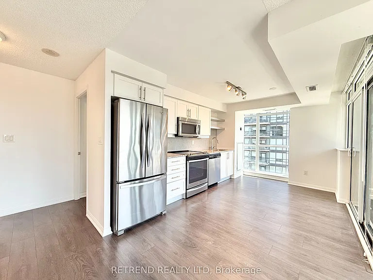 400 Adelaide St E #2204 — Photo 5