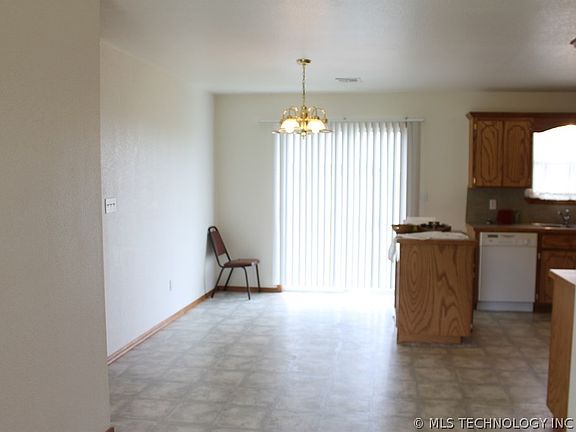 3rd image of 11456 N Highway 177