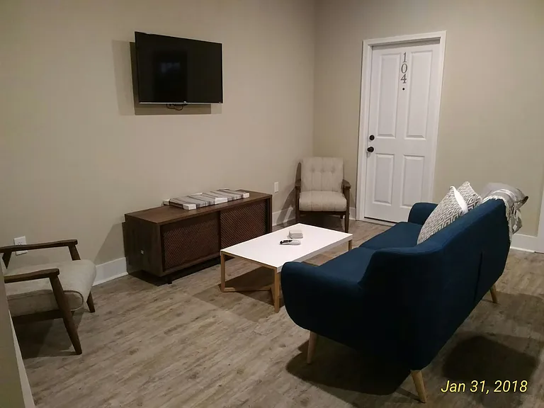 1330 Maddux Ave #B201 — Photo 3
