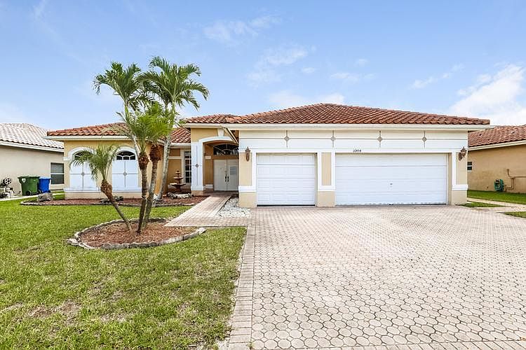 1st image of 16454 NW 14th St