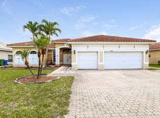 16454 NW 14th St, Pembroke Pines, FL 33028