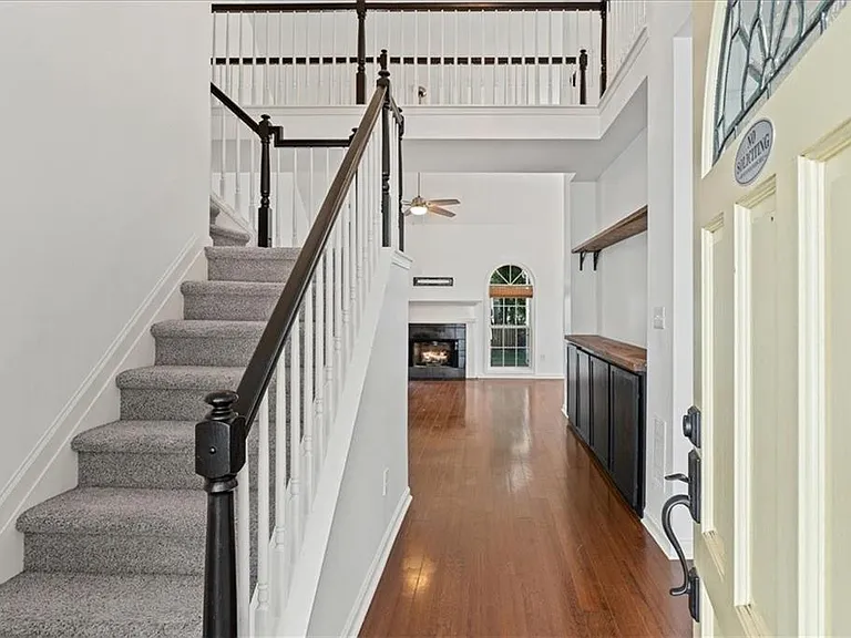 3105 Ballet Ct SE — Photo 2