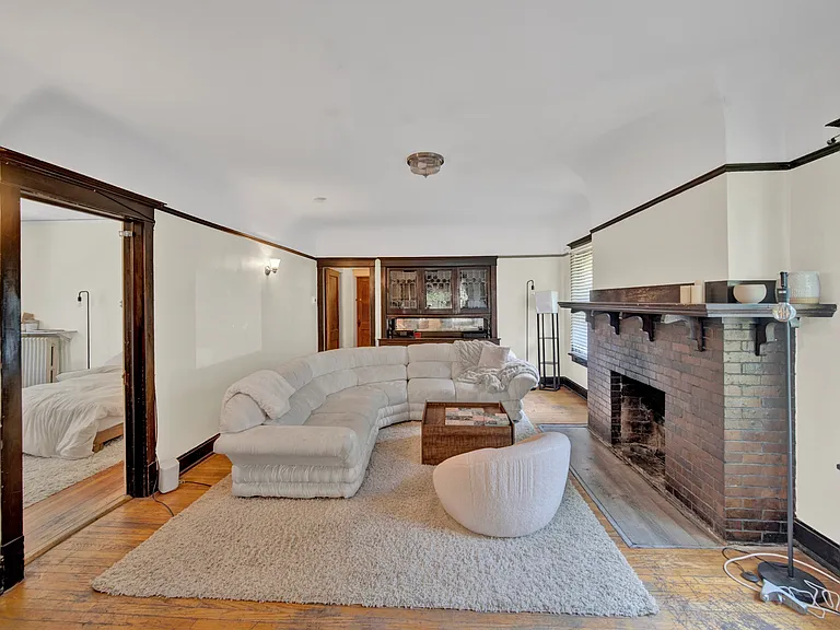 826 Hamlin St — Photo 13