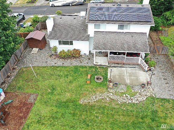 2nd image of 2604 31st St Ct Se
