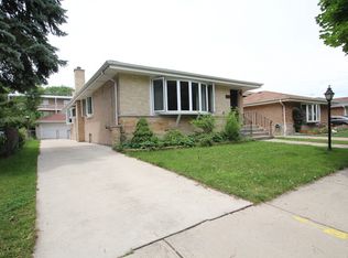 4906 N Neva Ave, Chicago, IL 60656