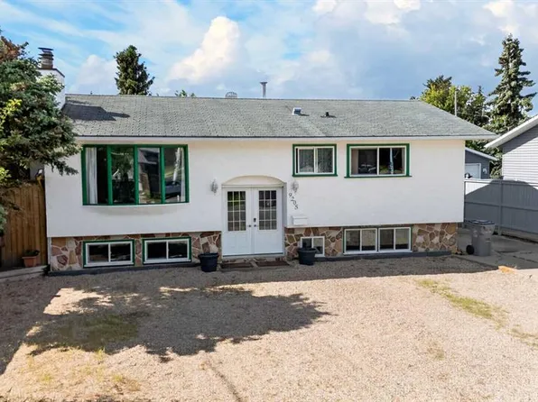 9205 N 111th Ave, Grande Prairie, AB T8V 3L7