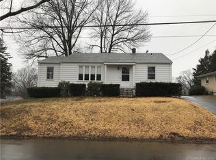 233 Oak St, Meriden, CT 06450