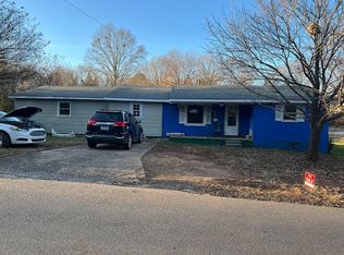 362 Forest St, Forest City, NC 28043