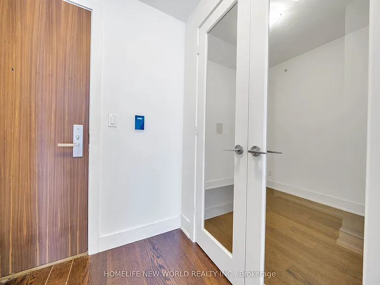 200 Bloor St W #402 — Photo 13