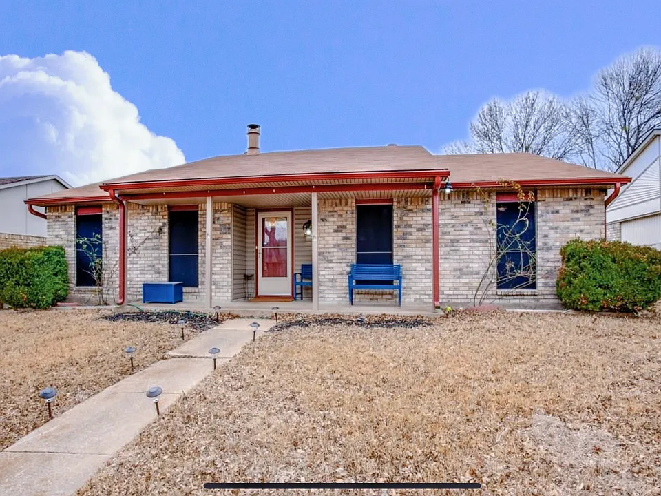 7450 Emory Oak Ln
