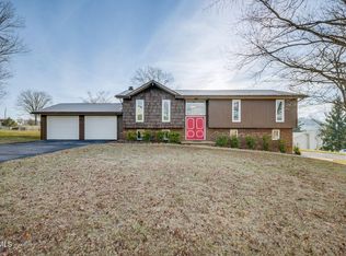 485 Old Hickory Cir, Mount Carmel, TN 37645