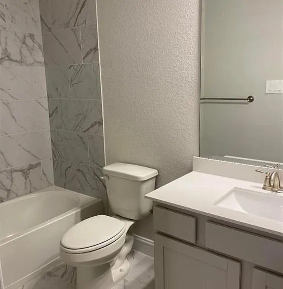 7833 Sunset Blvd — Photo 21
