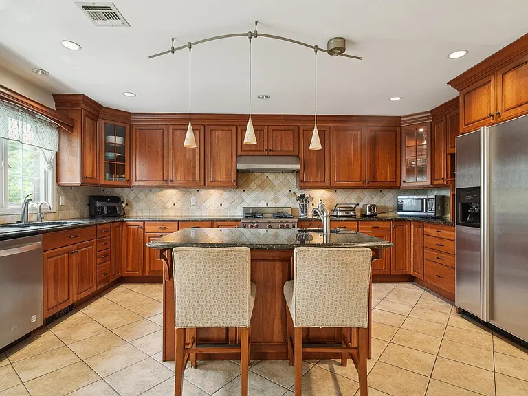 75 Myrtle Ave #1 — Photo 14