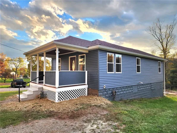 817 Saint Marys Ave, Marietta, OH 45750
