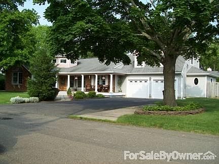 Front View of House
						:
						Property - 100 x 113