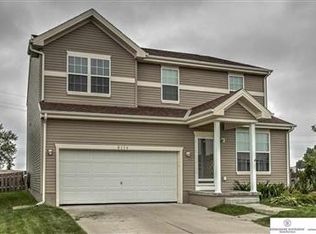 8224 N 150th Ter, Bennington, NE 68007