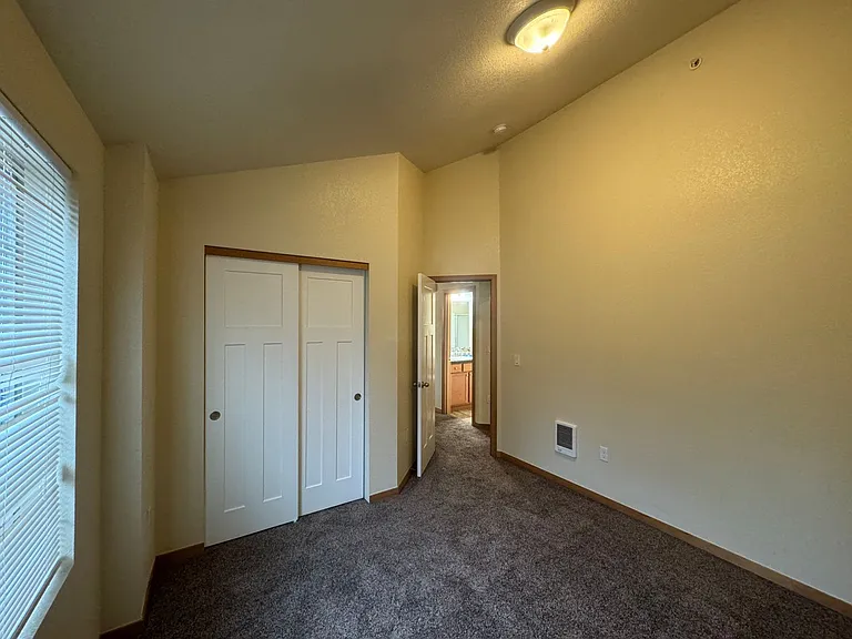 23215 NE Halsey St — Photo 5