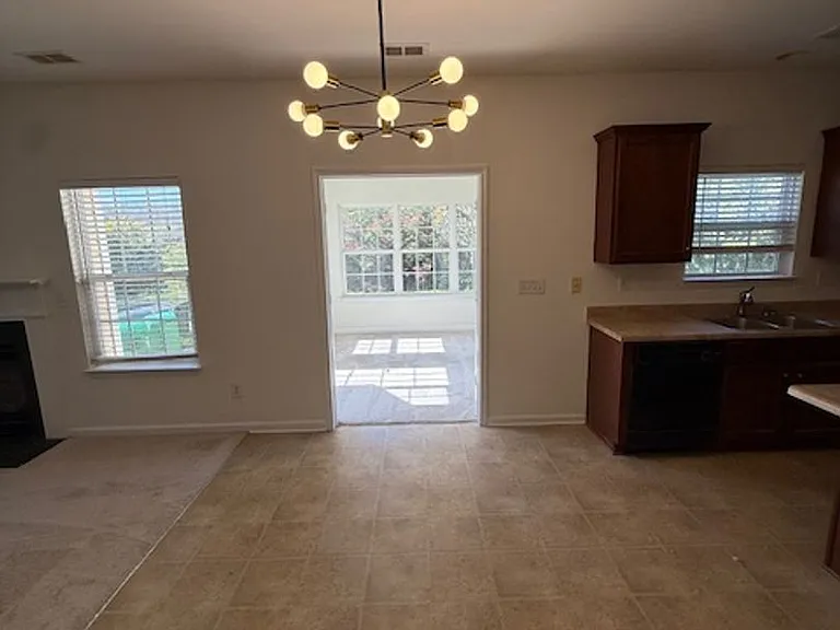 6423 Hermsley Rd — Photo 8