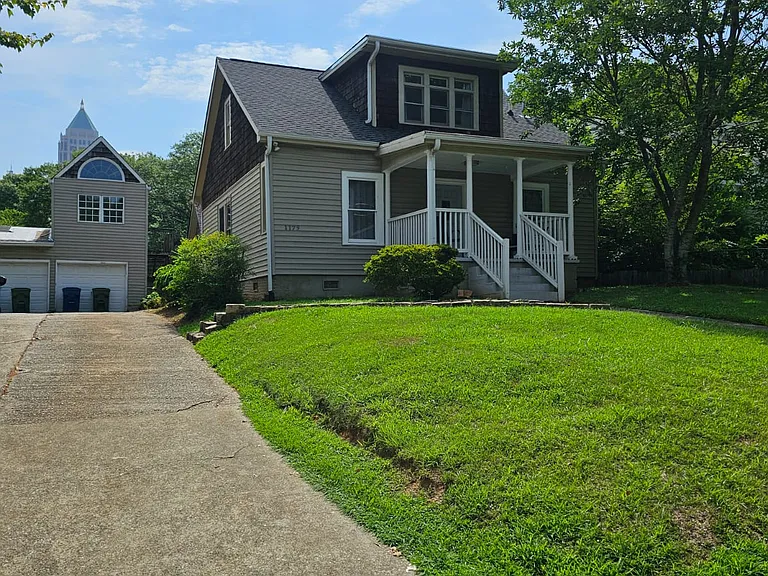 1179 Francis St NW — Photo 36