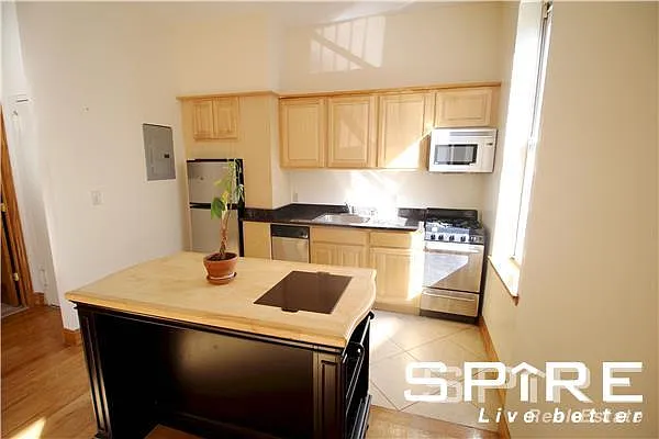 Rented by Spire Group | media 19