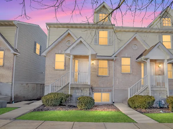 223 W Cortland Center Rd, Cortland, IL 60112