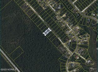 281 Bordeaux Ln, Southport, NC 28461
