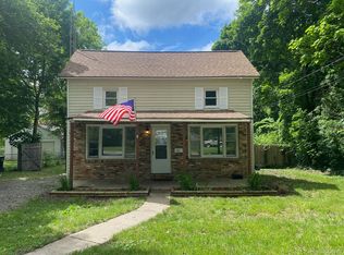 8051 Ingalls St, Swartz Creek, MI 48473