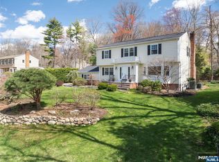 710 Tulip Pl, River Vale, NJ