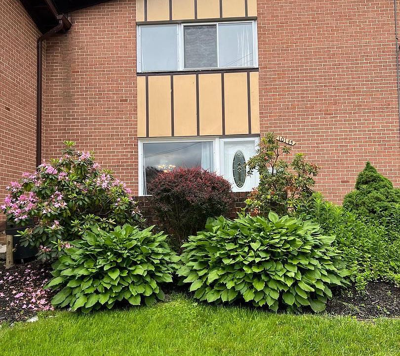 1st image of 10135 Fair Woods Dr