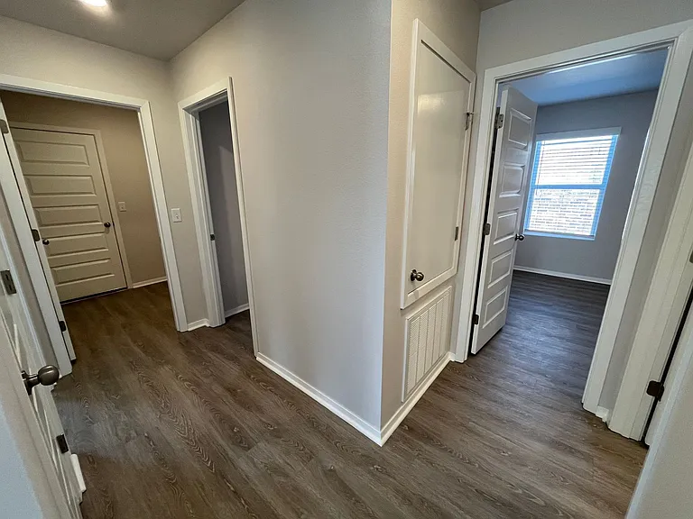 5381 Keystone Ave — Photo 12