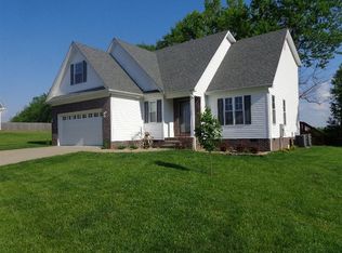 409 Shumard Cir, Mount Sterling, KY 40353