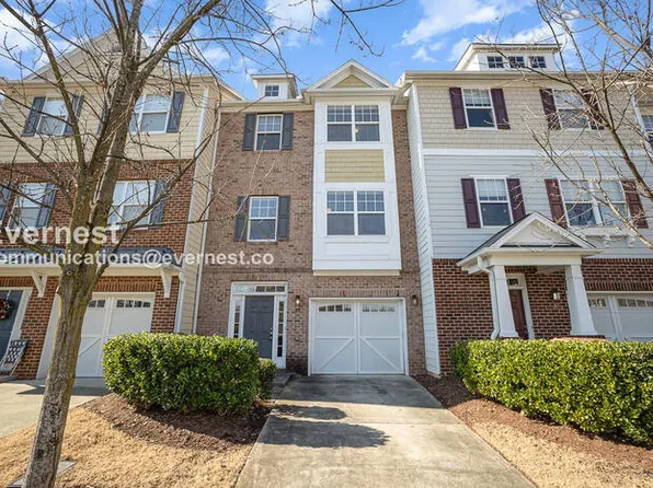 322 Linden Park Ln, Cary, NC 27519