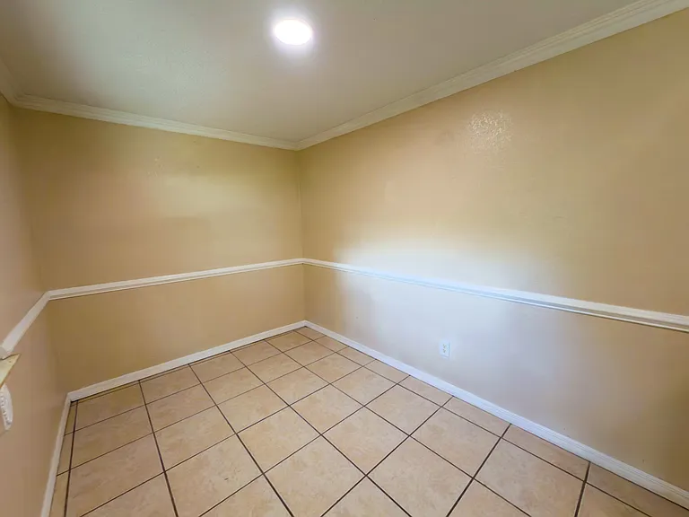 409 Grant St — Photo 21