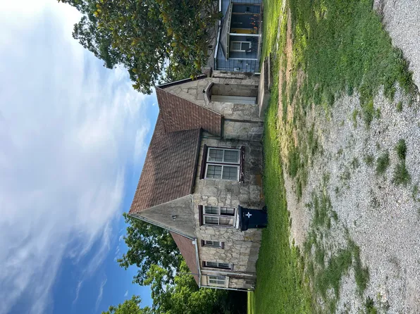 430 W Catalpa St, West Plains, MO 65775