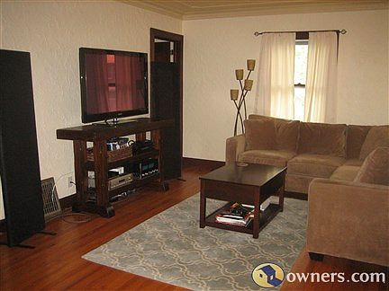 Family/Living Room - Dimensions: 12X22