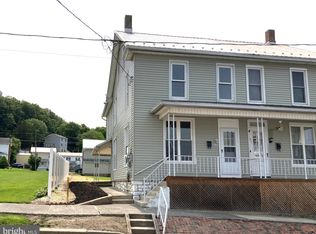 215 N 5th St, Newport, PA 17074