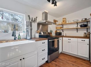 1561 Shedd Rd, Green Cove Springs, FL 32043