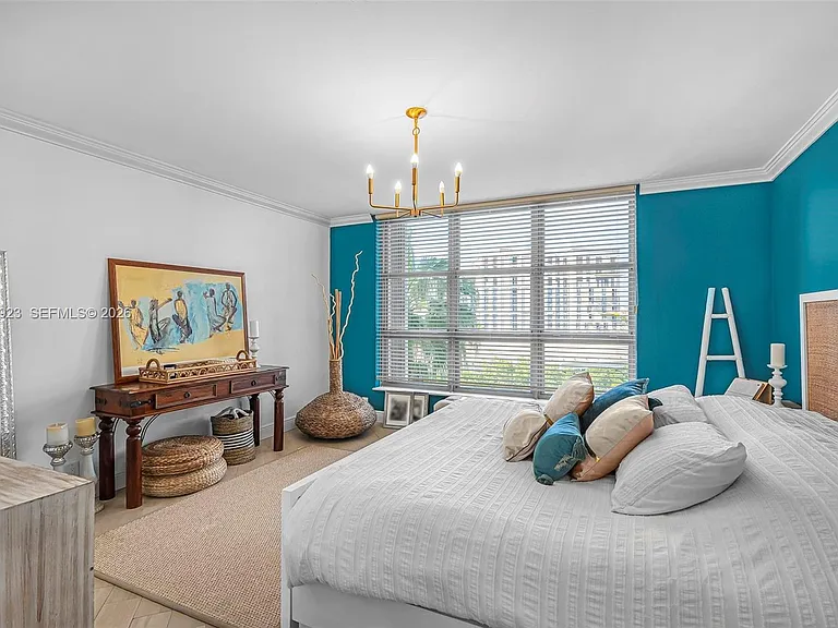 3500 Mystic Pointe Dr #604 — Photo 19