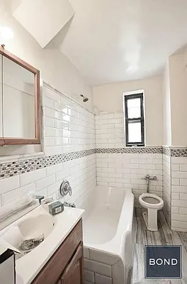 Rented by Bond New York | media 21