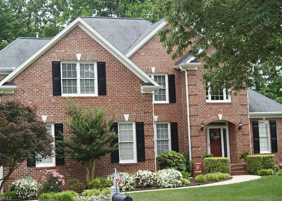 1st image of 705 Glendevon Ct N
