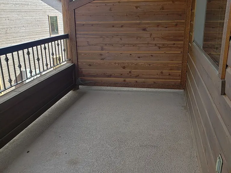 200 E Malibu Dr #B6 — Photo 2
