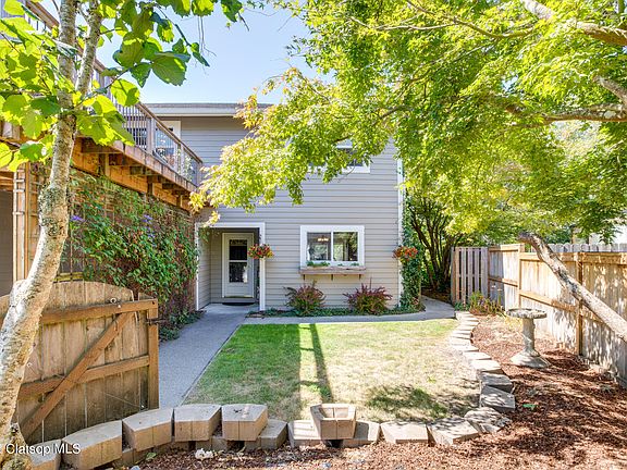 2nd image of 90244 Shoreline Dr