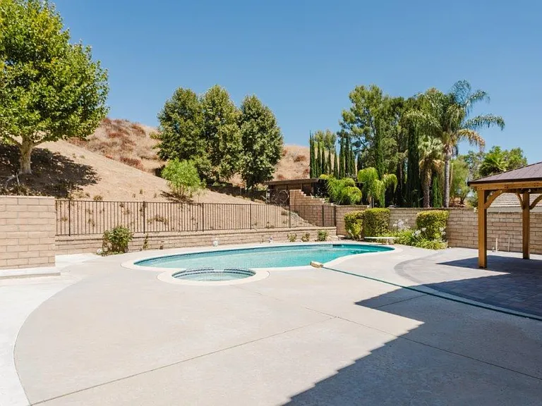 21825 Jeffers Ln — Photo 41