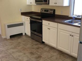 17 Wallingford Rd, Durham, CT 06422