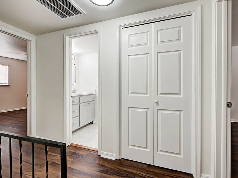 2112 Melrose Dr #1 — Photo 13