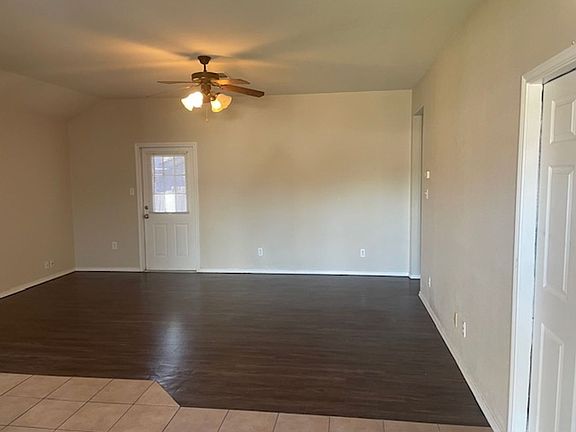 2nd image of 2429 Lorine Dr