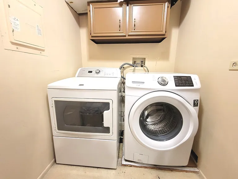 351 Newgate Ct #2A — Photo 9