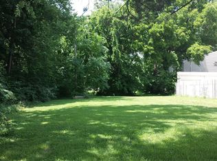 705 Kenwood Rd, Champaign, IL