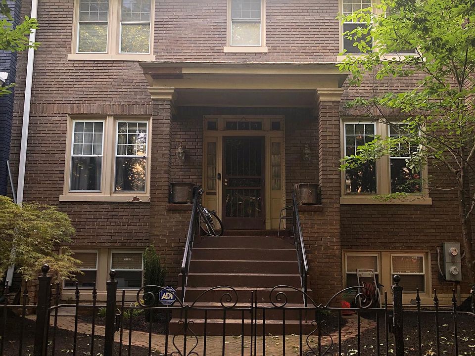Basement apartment minutes from capital hill